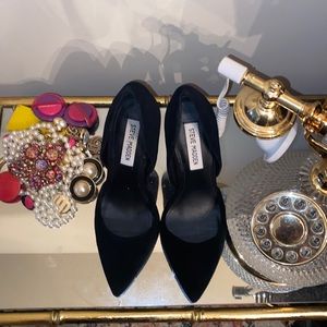 New Steve Madden Varcitty Pump